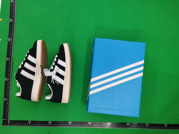 Zdjęcie QC 1 z 2 — Adidas Campus Sneakers [35 styles]