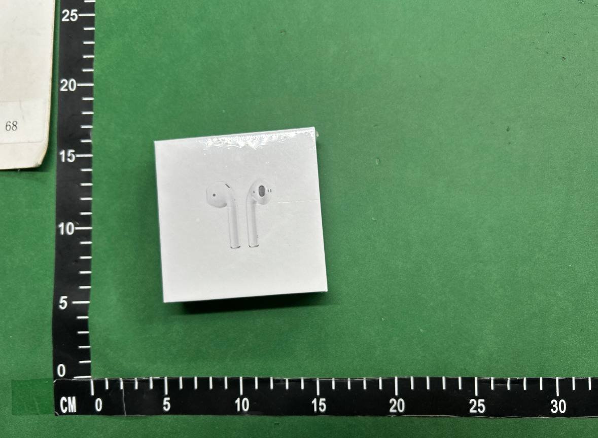 Zdjęcie QC 1 z 1 — Apple AirPods (2nd Generation) Wireless Earbuds