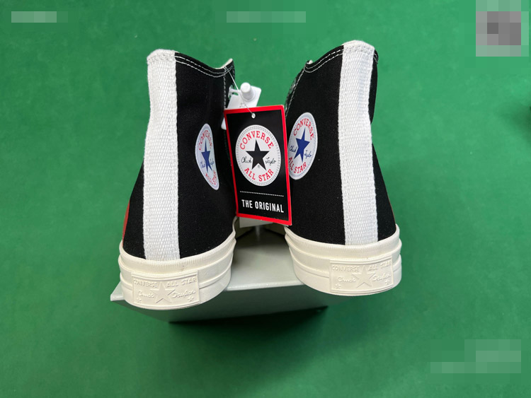 Zdjęcie QC 2 z 4 — Comme des Garçons Play x Converse Chuck Taylor All Star Sneakers [20 styles]