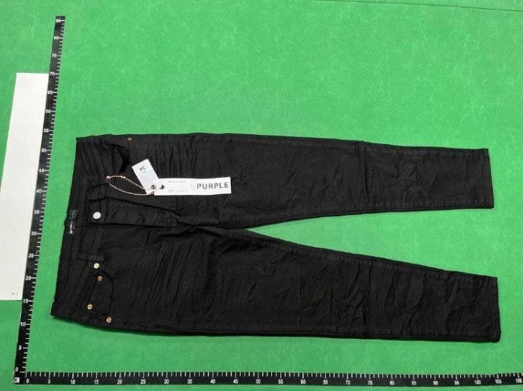 Zdjęcie QC 3 z 3 — Purple Label Distressed Denim Jeans