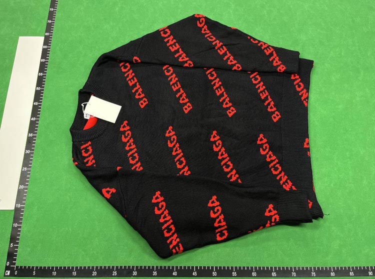 Zdjęcie QC 3 z 4 — Balenciaga Logo Knit Sweater [26 styles]
