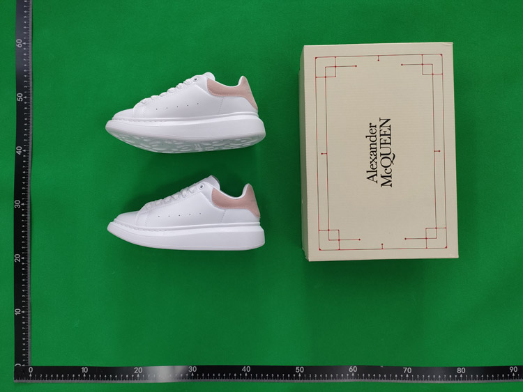 Zdjęcie QC 2 z 2 — Alexander McQueen Oversized Sneakers [21 styles]