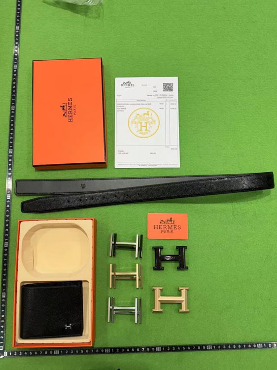 Zdjęcie QC 3 z 3 — Hermès Constance Belt & Togo Leather Wallet Set [21 styles]