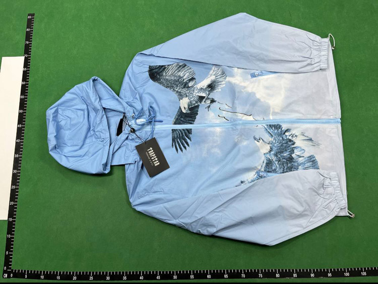 Zdjęcie QC 2 z 3 — Trapstar Hooded Windbreaker Jacket [7 styles]