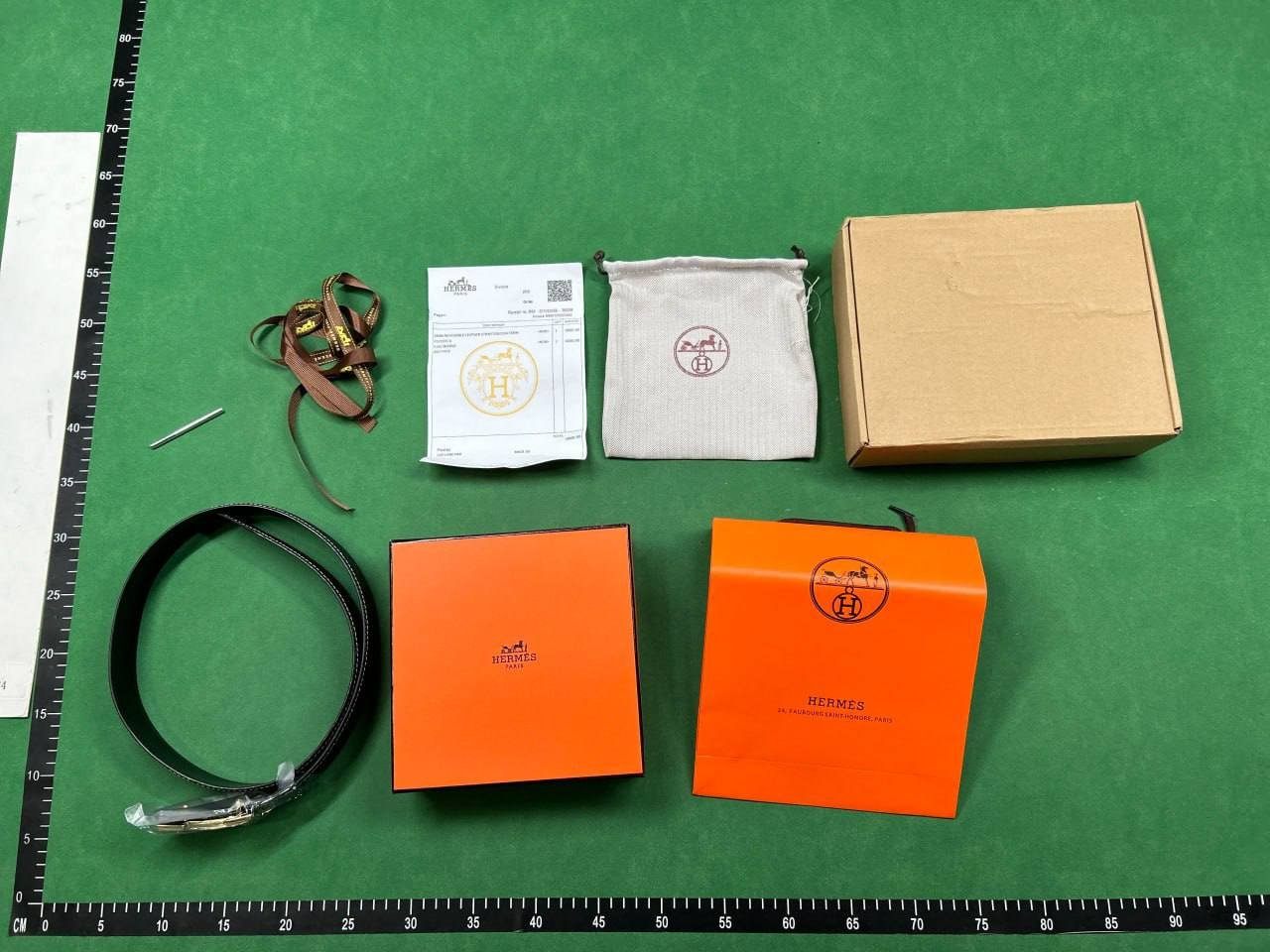 Zdjęcie QC 1 z 1 — Hermès Constance Belt and Wallet Set [29 styles]