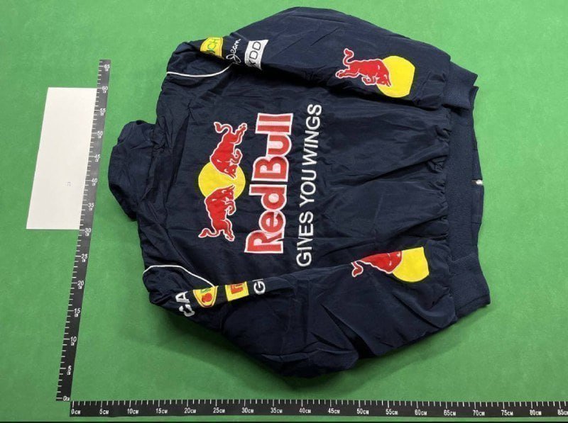Zdjęcie QC 1 z 1 — Ferrari, Red Bull, BMW, Ford Performance Racing Team Official Team Jackets