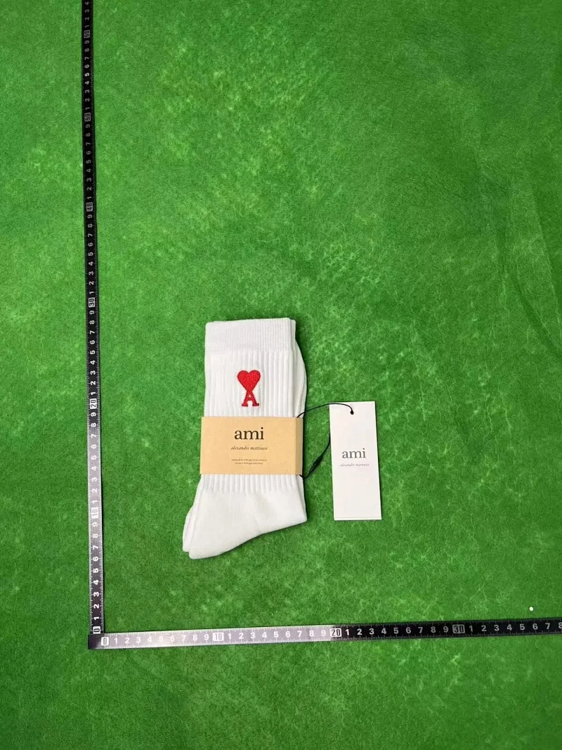 Zdjęcie QC 2 z 6 — Chanel Logo Ankle Socks, Ami Heart Socks, Ralph Lauren Polo Bear Socks Collection [25 styles]