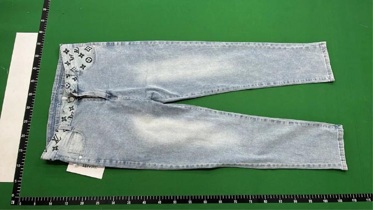 Zdjęcie QC 1 z 3 — PAITO Black Slim-Fit Jeans