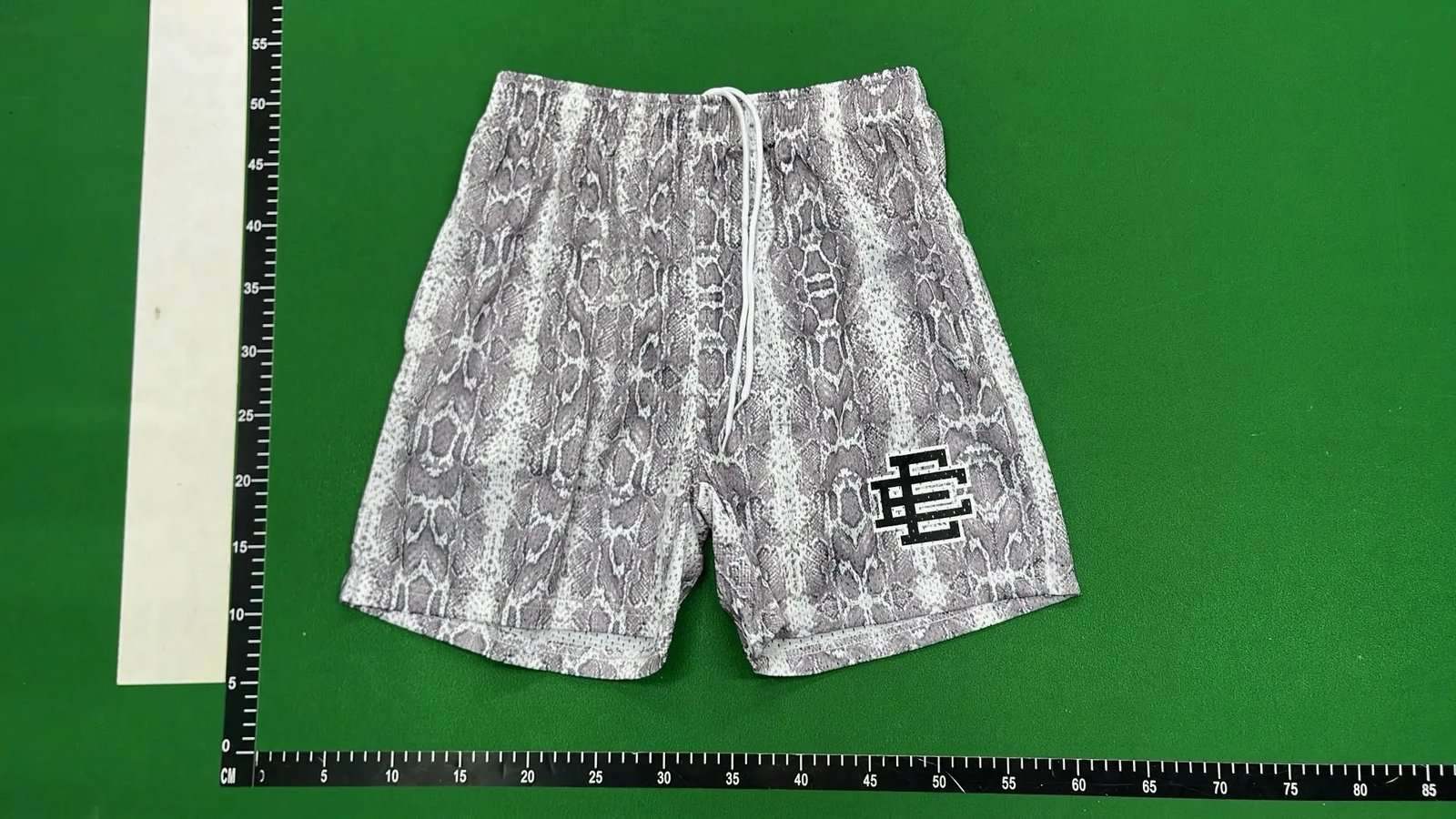 Zdjęcie QC 1 z 1 — Unknown Brand Floral Letter Print Shorts [40 styles]