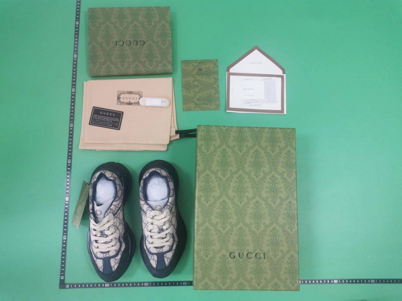 Zdjęcie QC 1 z 1 — Gucci Rhyton Sneakers [1 style]