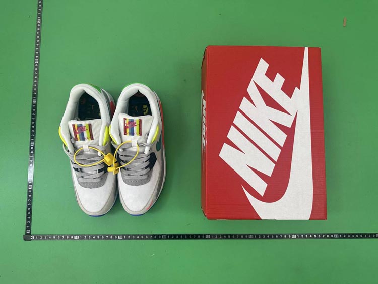 Zdjęcie QC 2 z 4 — Nike Air Max 90 Sneakers [30 styles]