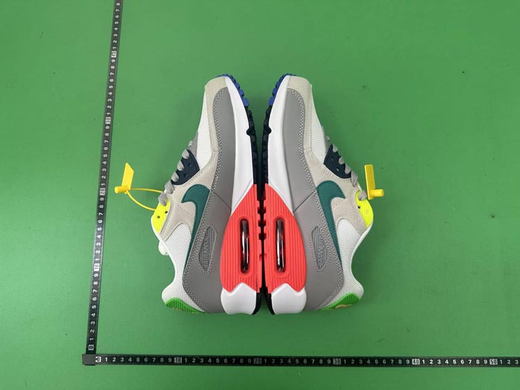 Zdjęcie QC 4 z 4 — Nike Air Max 90 Sneakers [30 styles]