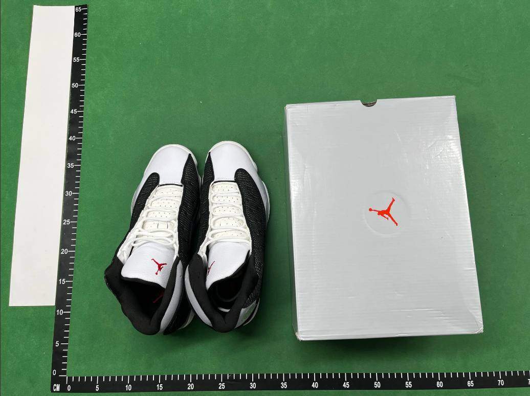 Zdjęcie QC 1 z 1 — Nike Air Jordan 13 Sneakers