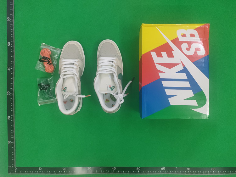 Zdjęcie QC 2 z 2 — Nike Dunk Low Sneakers [40 styles]