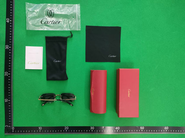 Zdjęcie QC 2 z 2 — Cartier Panthère Rimless Sunglasses