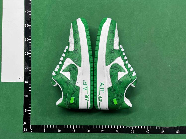 Zdjęcie QC 3 z 4 — Nike Air Force 1 Low 'RT' Sneakers