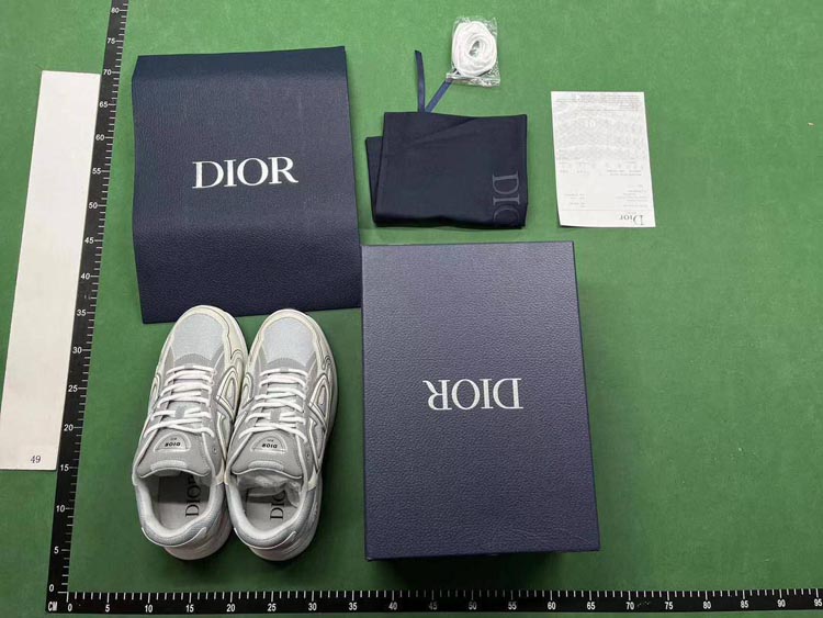 Zdjęcie QC 4 z 4 — Dior B23 Sneakers