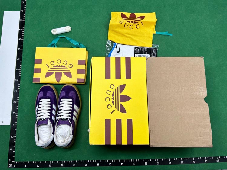 Zdjęcie QC 4 z 4 — Adidas x Gucci Gazelle Sneakers [11 styles]