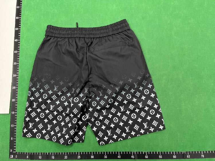Zdjęcie QC 3 z 4 — Louis Vuitton Monogram & Collaborative Print Shorts [30 styles]