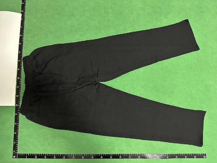 Zdjęcie QC 2 z 3 — Ami Paris Heart Logo Sweatpants