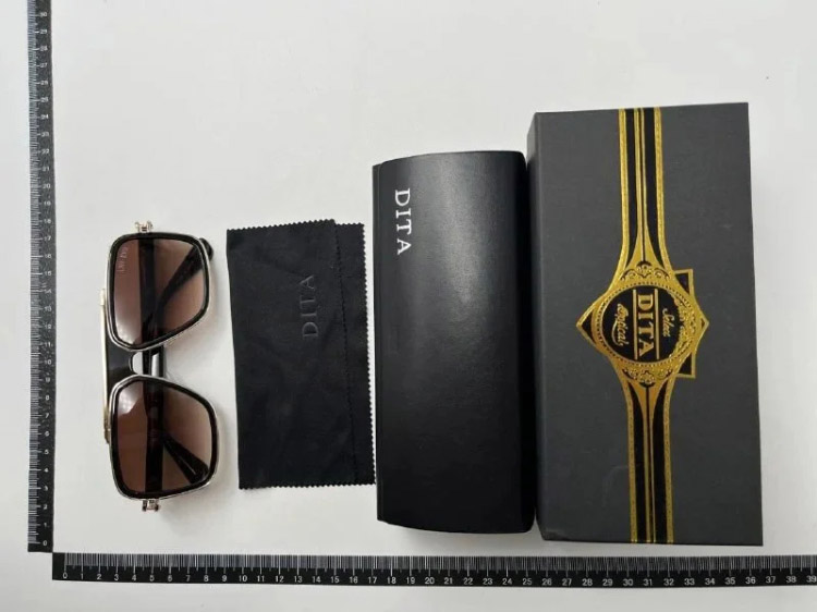 Zdjęcie QC 2 z 3 — Aviator-Style Square Frame Sunglasses