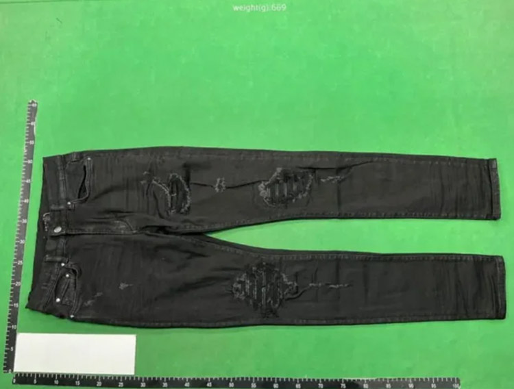 Zdjęcie QC 1 z 1 — Amiri Distressed Denim Jeans [9 styles]