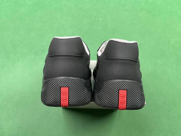 Zdjęcie QC 3 z 3 — Prada Re-Nylon Runner Sneakers [13 styles]