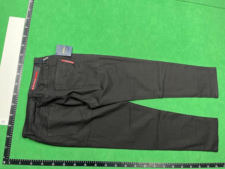 Zdjęcie QC 2 z 4 — Gucci GG Logo Denim Jeans