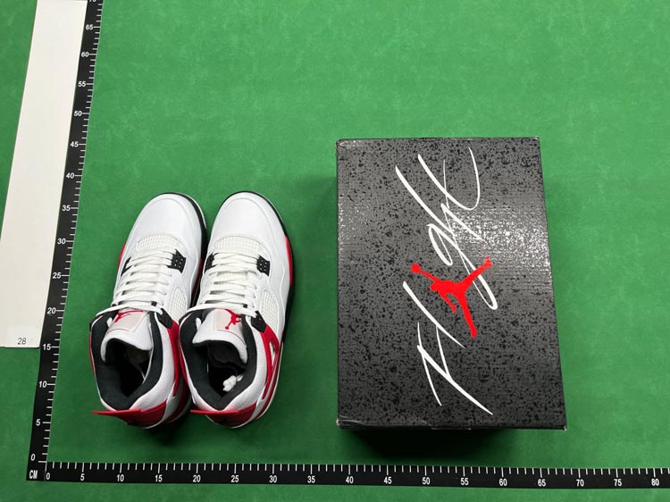 Zdjęcie QC 1 z 4 — Nike Air Jordan 4 Sneakers [37 styles]