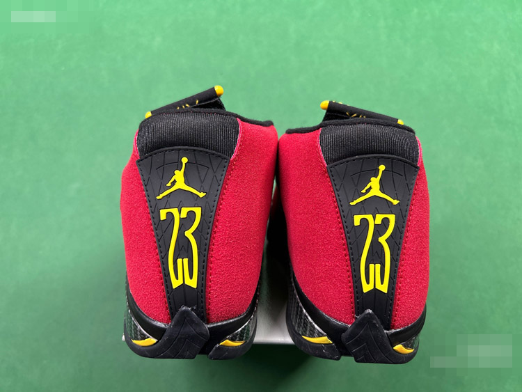 Zdjęcie QC 1 z 2 — Nike Air Jordan 14 Sneakers