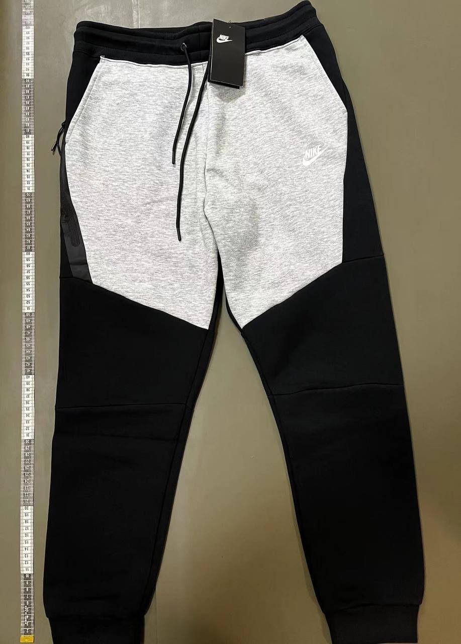 Zdjęcie QC 1 z 1 — Nike Tech Fleece Joggers [12 styles]