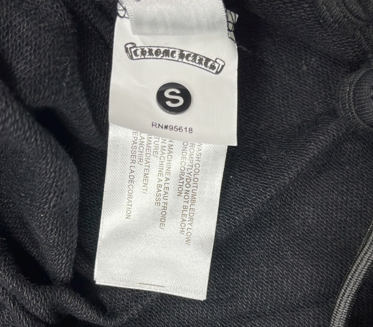 Zdjęcie QC 4 z 4 — Chrome Hearts Cross Logo Shorts [17 styles]