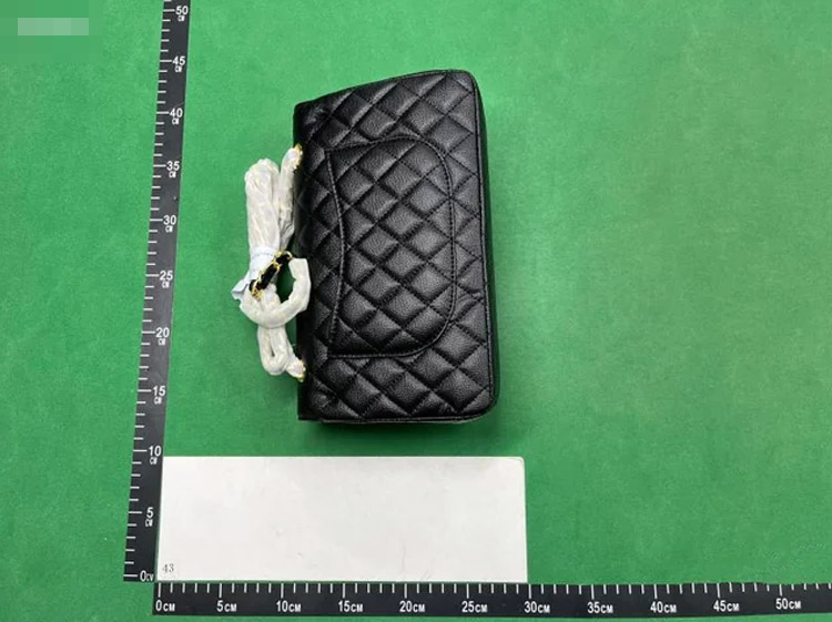 Zdjęcie QC 1 z 2 — Chanel Mini Flap Bag