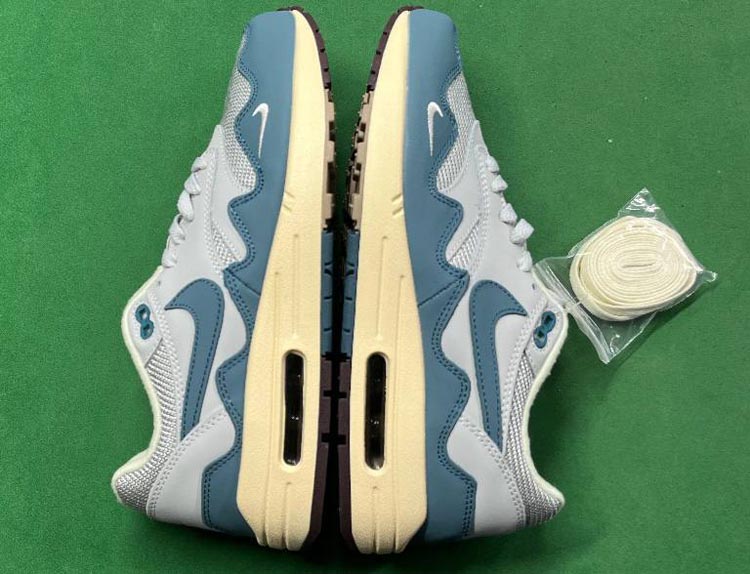 Zdjęcie QC 3 z 3 — Nike Air Max 1 Sneakers [30 styles]