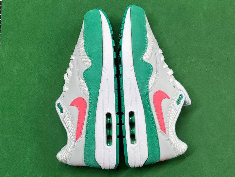 Zdjęcie QC 2 z 3 — Nike Air Max 1 Sneakers [30 styles]