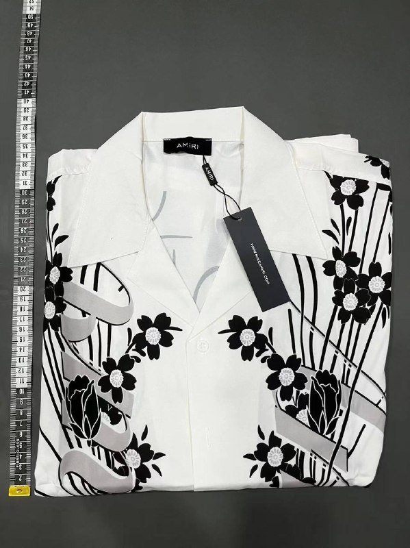 Zdjęcie QC 1 z 1 — AMIRI Printed Short-Sleeve Button-Up Shirts [26 styles]