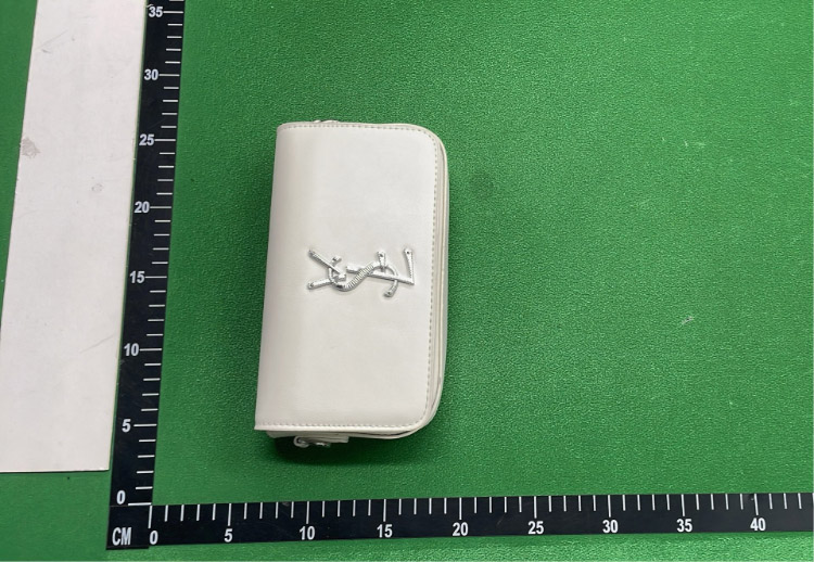 Zdjęcie QC 7 z 12 — Saint Laurent Monogram Chain Shoulder Bag [5 styles]