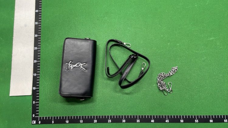 Zdjęcie QC 5 z 12 — Saint Laurent Monogram Chain Shoulder Bag [5 styles]