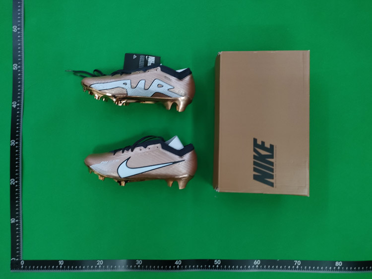 Zdjęcie QC 2 z 2 — Nike Mercurial Superfly Soccer Cleats [40 styles]