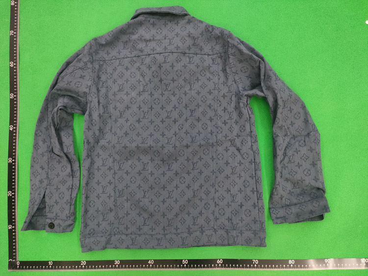 Zdjęcie QC 1 z 2 — Louis Vuitton Monogram Denim Jacket [14 styles]