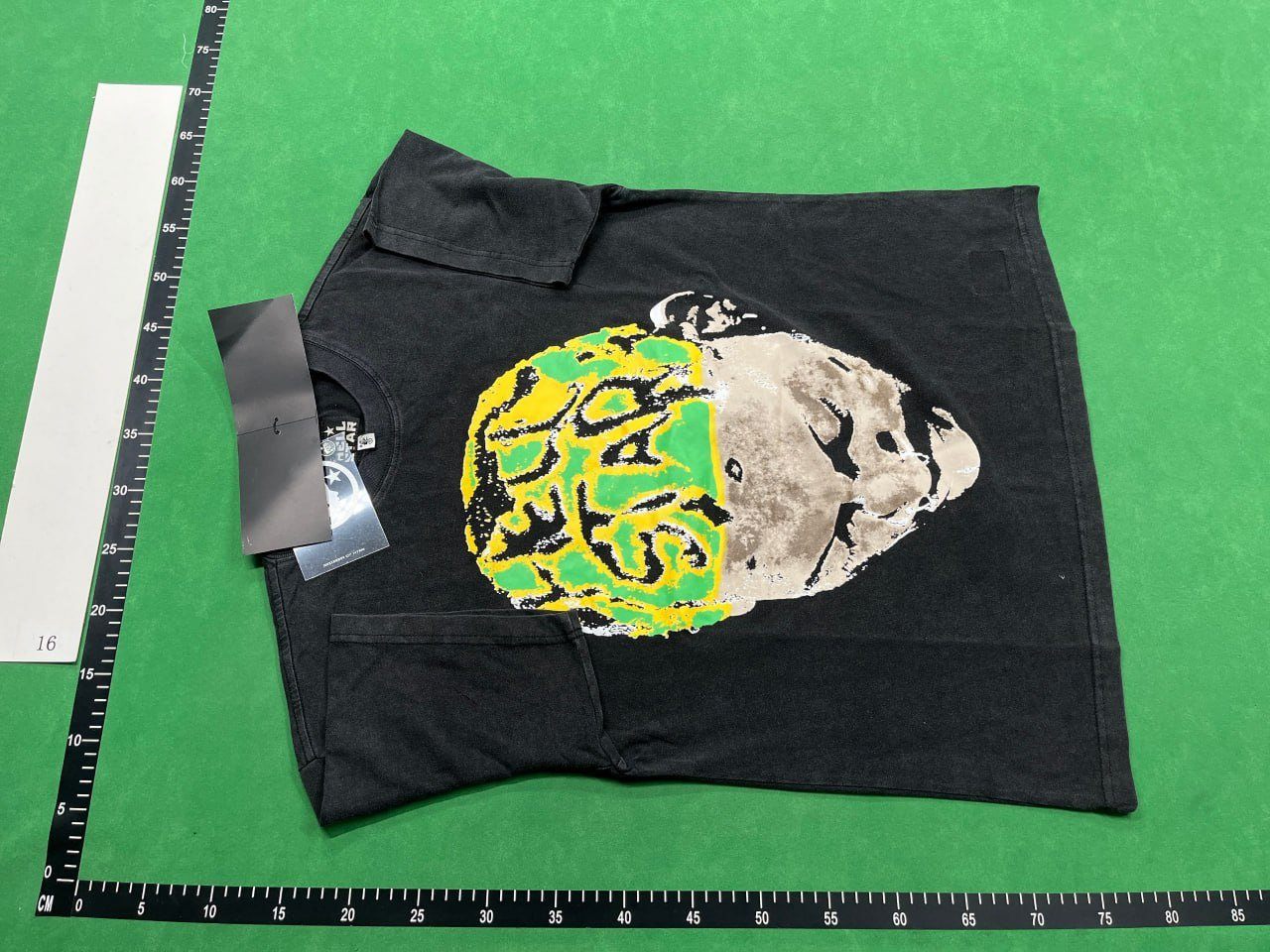 Zdjęcie QC 1 z 1 — Hellstar Records Brainwashed World Tour 3005 T-Shirts