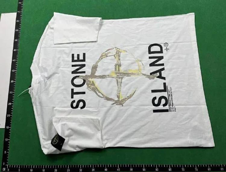 Zdjęcie QC 1 z 4 — Stone Island Compass Logo T-Shirt [24 styles]