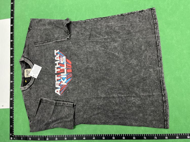 Zdjęcie QC 2 z 3 — Gallery Dept. Logo Print T-Shirt [39 styles]