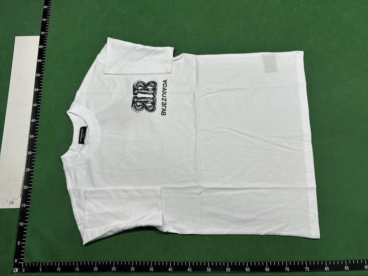 Zdjęcie QC 4 z 4 — Balenciaga Logo T-Shirt [5 styles]