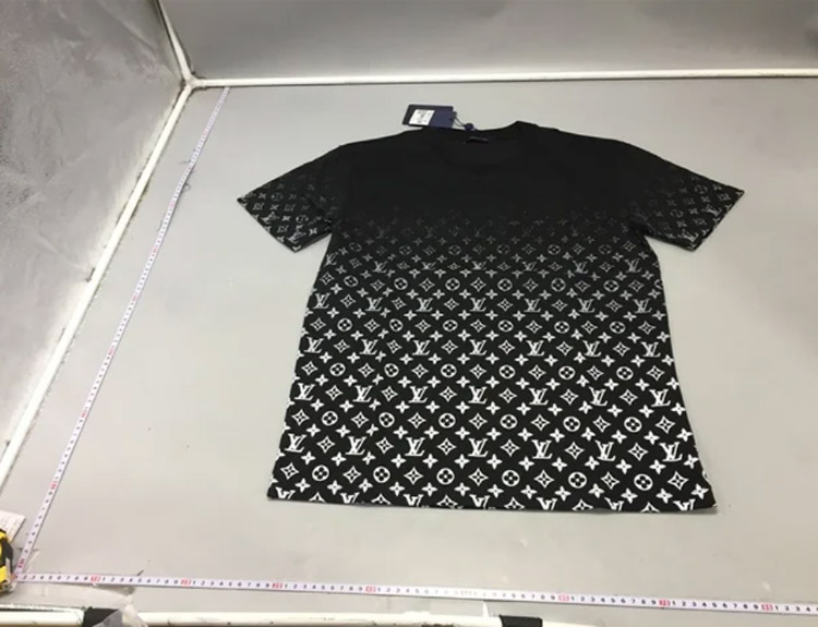 Zdjęcie QC 1 z 1 — Louis Vuitton Monogram & Damier T-Shirt [13 styles]