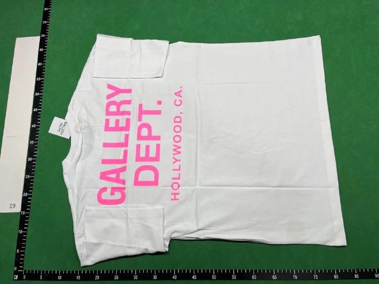 Zdjęcie QC 2 z 4 — Gallery Dept. Graphic T-Shirts [10 styles]