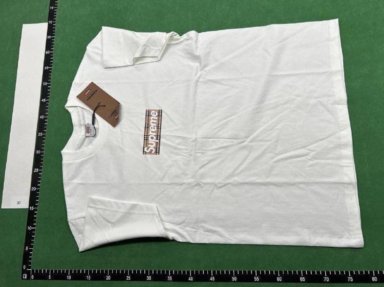 Zdjęcie QC 4 z 4 — Supreme Box Logo & Graphic T-Shirts [40 styles]