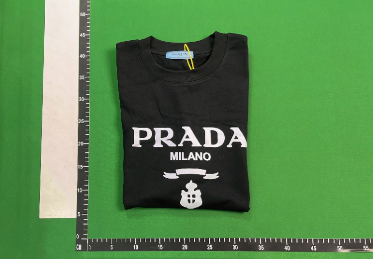 Zdjęcie QC 9 z 9 — Prada Rope Logo T-Shirt