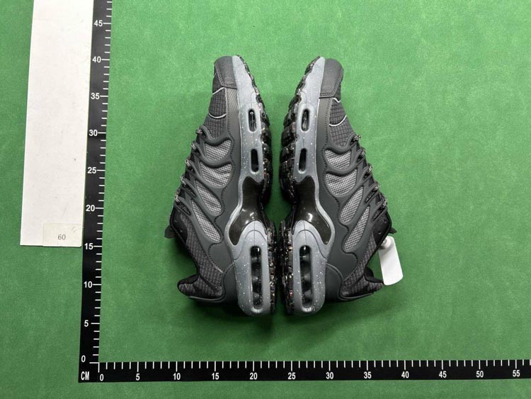 Zdjęcie QC 2 z 4 — Nike Air VaporMax Plus Sneakers [17 styles]