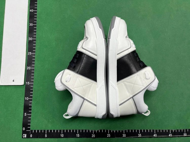 Zdjęcie QC 2 z 2 — Valentino Garavani VLTN Tech Sneakers [5 styles]